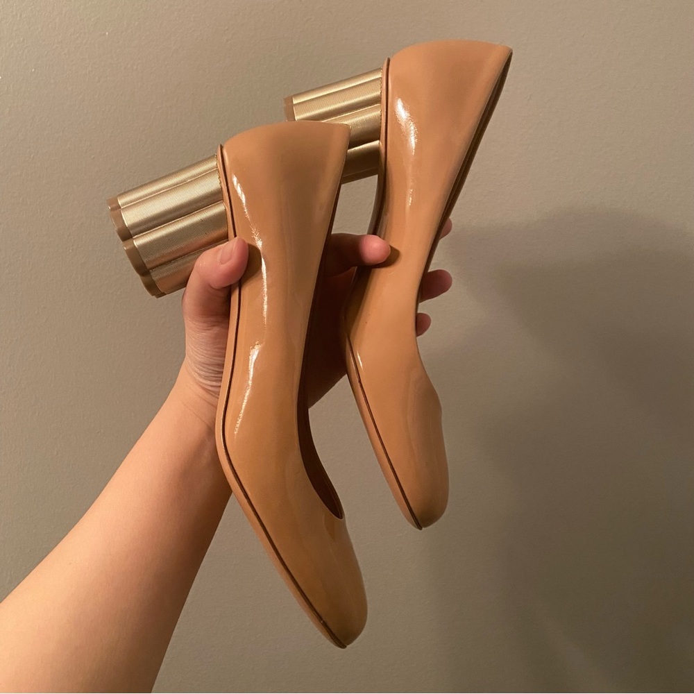 Last Chance SALVATORE FERRAGAMO Patent Leather Flower Heel Pink Size 5 - Picture 7 of 11